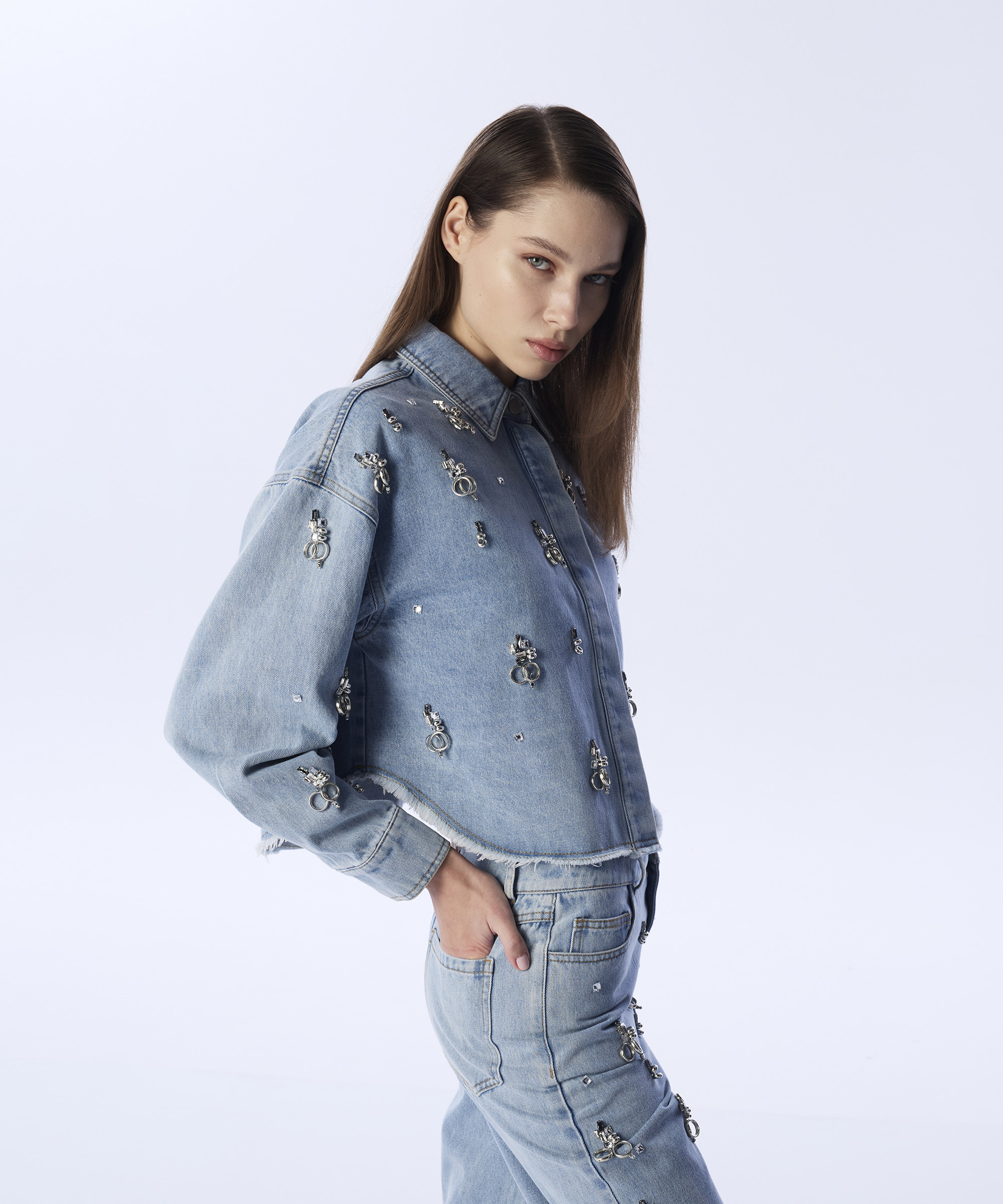 STRASS TAŞ VE METAL AKSESUARLI JEAN CEKET - TS1250005099629 - İndigo Ceket