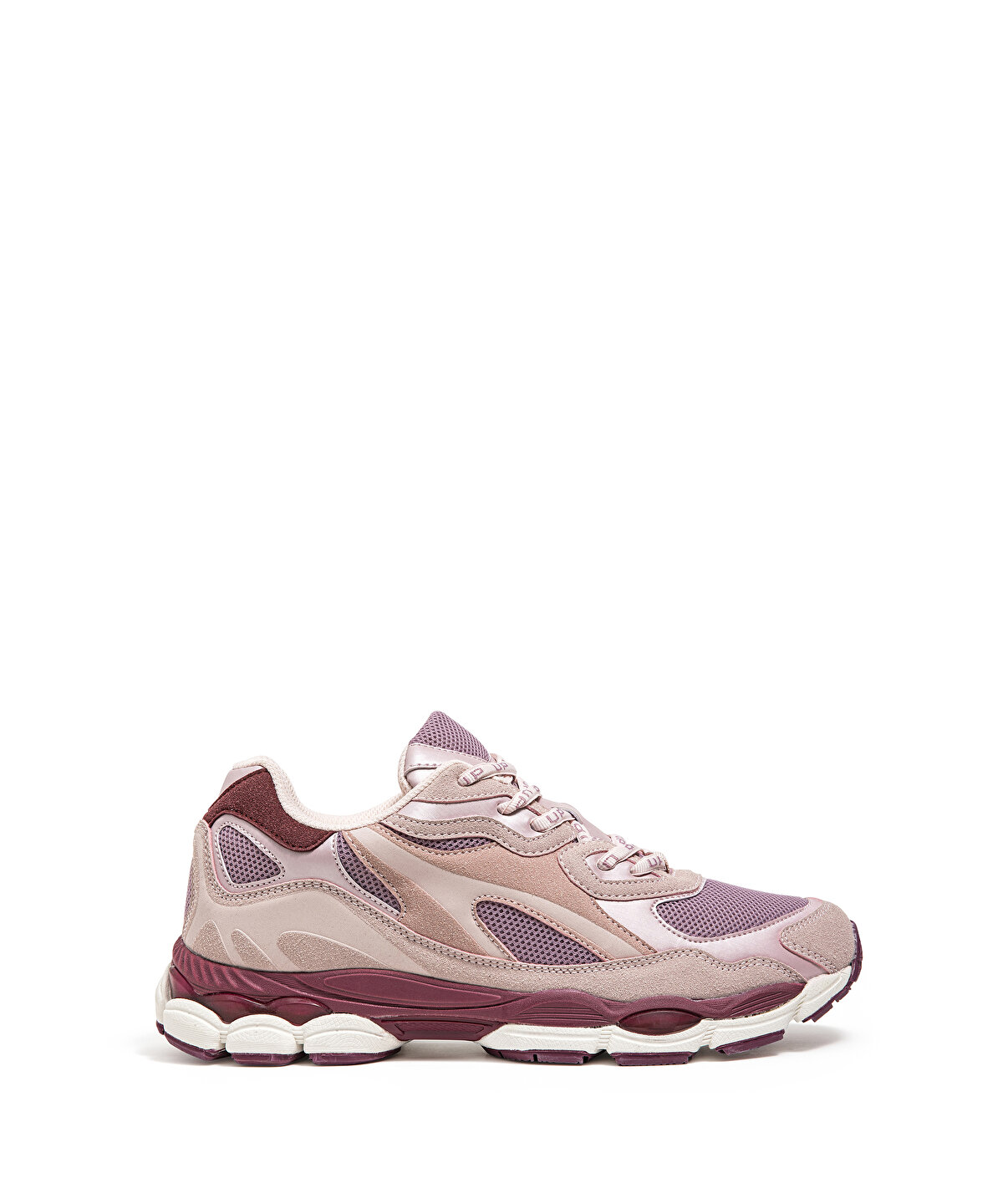 Nike store id 00136 2025